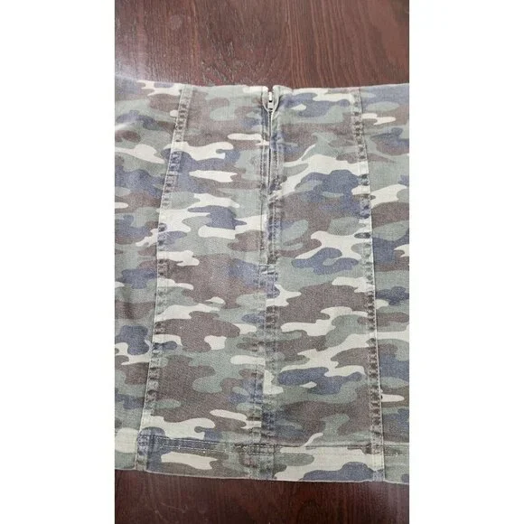 Free People Skirt Womens Size 6 Green Camouflage Rear Zipper Mid Length - Picture 8 of 10
